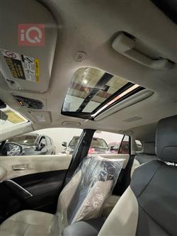 تۆیۆتا کۆرۆلا کرۆس